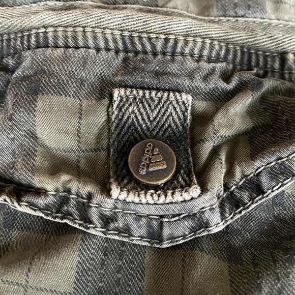 Men’s jean shorts - Picture 3 of 4